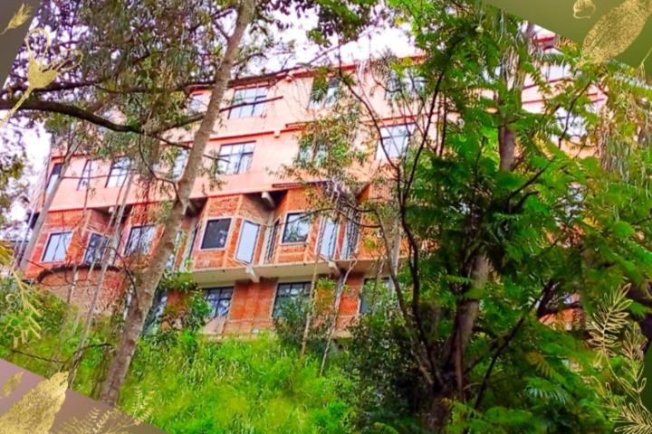 Четырехместный Номер Стандарт с Балконом, Himagira