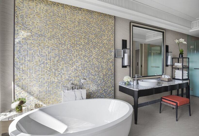 클래식 마운틴뷰 룸, Intercontinental Phuket Resort, An Ihg