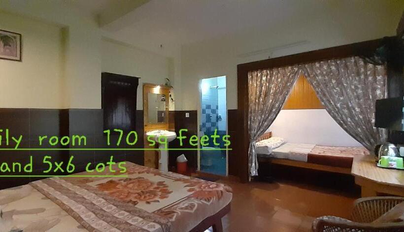 اتاق خانوادگی, Greenview Holiday Inn