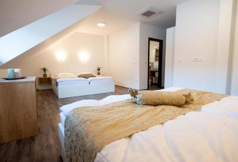 اتاق خانوادگی, Guesthouse Stari Mayr