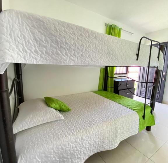 Quarto Familiar, Hv Sueño Real Tatacoa