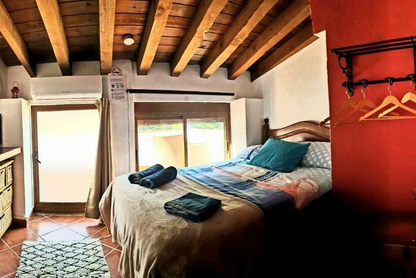 Полулюкс Одноместный с Террасой, B&b The Lost Village El Acebuchal