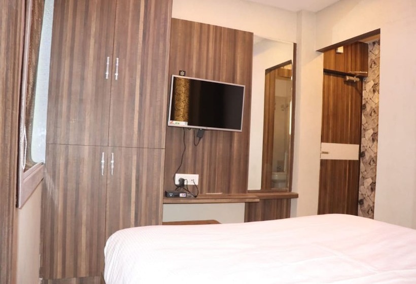 Quarto Deluxe, Angina