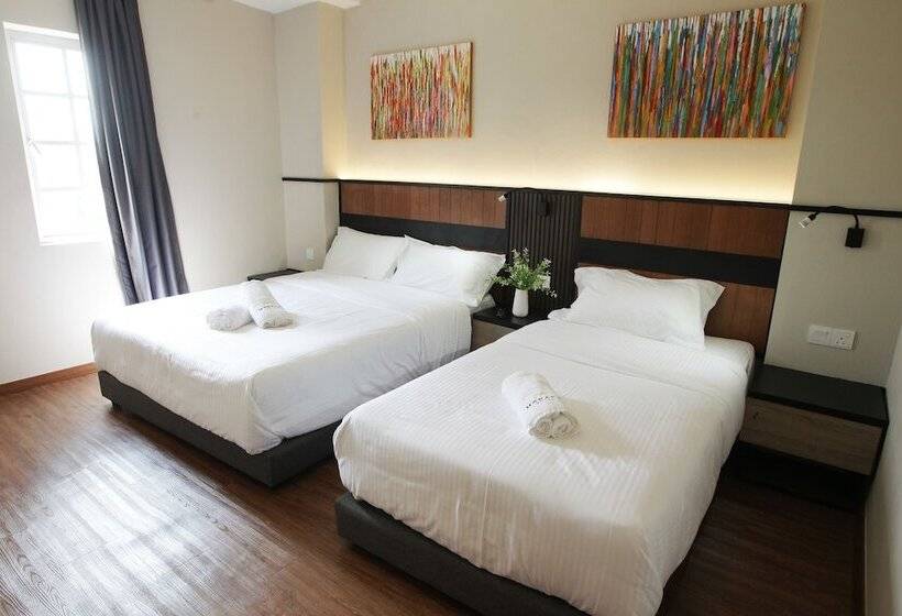 اتاق ساده سه‌ نفره, Monaco Hotel Cyberjaya