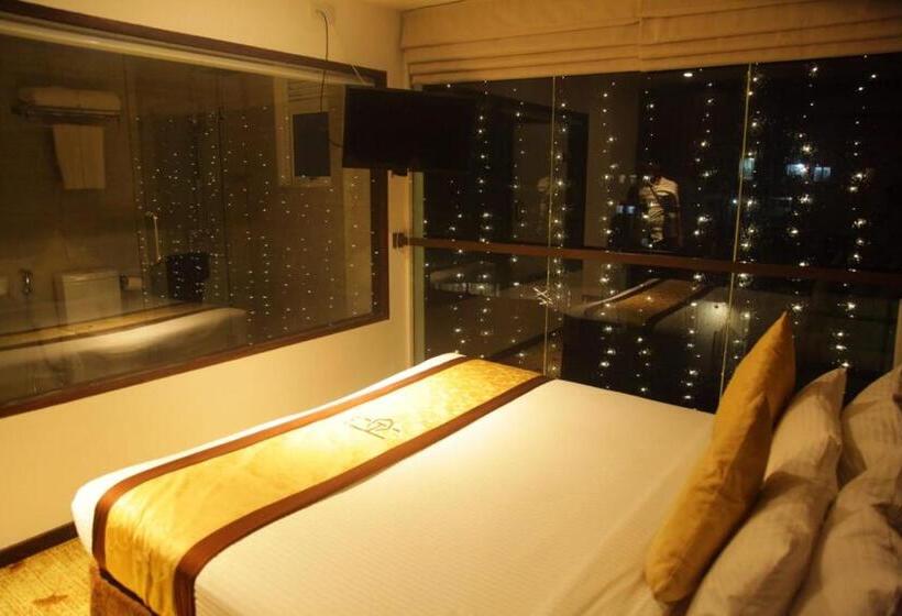 Номер Deluxe, City Hotel Colombo 02