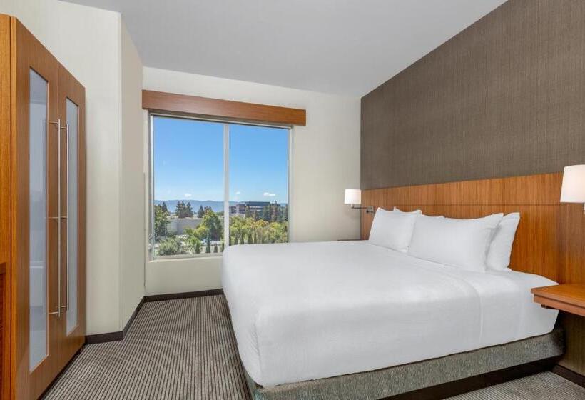 キングサイズベッドのスタンダードルーム, Hyatt Place San Jose Airport