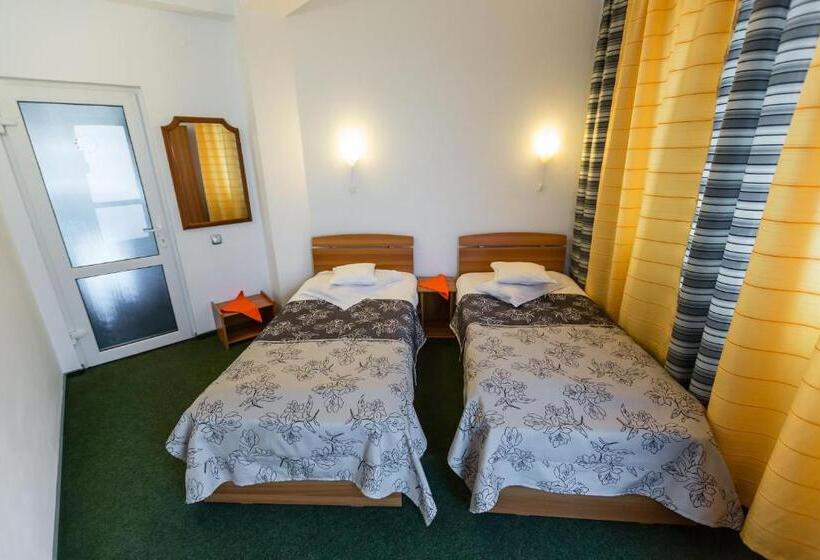 Apartamento 2 Dormitórios, Pensiunea Vila Europa