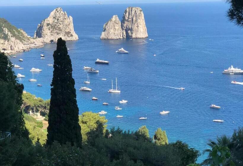 スタンダードルーム, Villa Olga Luxury Capri