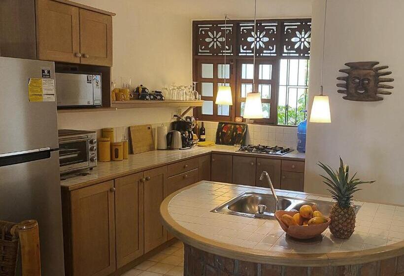 Дом 2 Спальни, Cabarete Beachfront Condos At Nanny Estate C 5