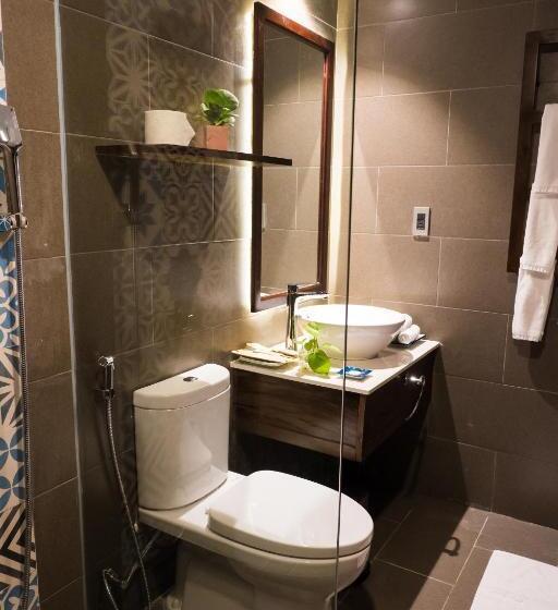 سوییت با چشم‌انداز دریا, Santori Hotel Da Nang Bay