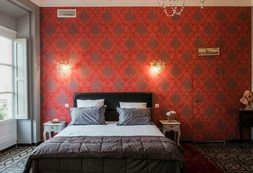 اتاق لوکس با بالکن, Les Suites De Peyrat