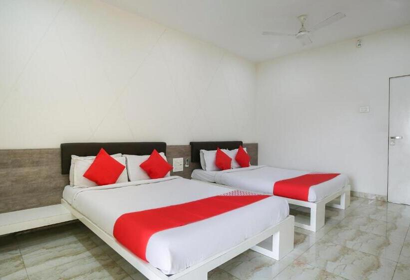 اتاق لوکس, Capital O 15635 Elite Rooms & Banquet