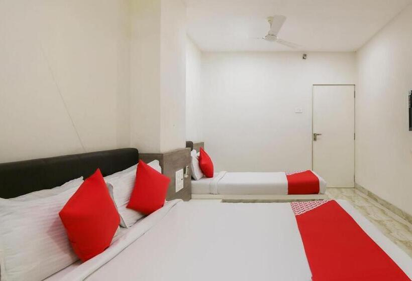 اتاق لوکس, Capital O 15635 Elite Rooms & Banquet