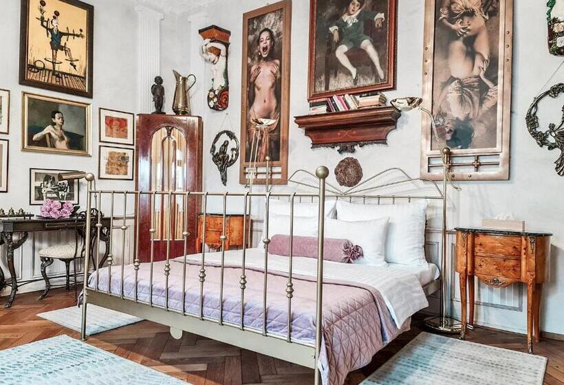 Quarto Deluxe Cama King, Divna Pani Luxury Gallery Rooms