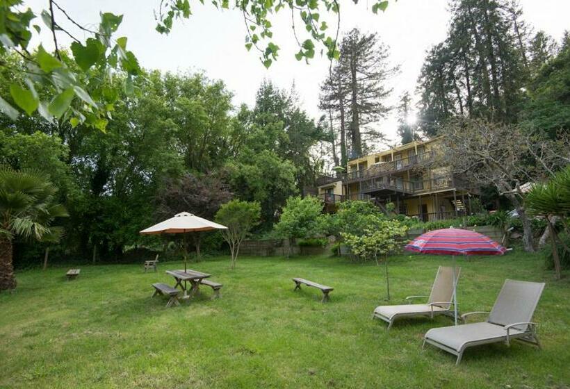 Номер Стандарт с Балконом, River View Garden Resort