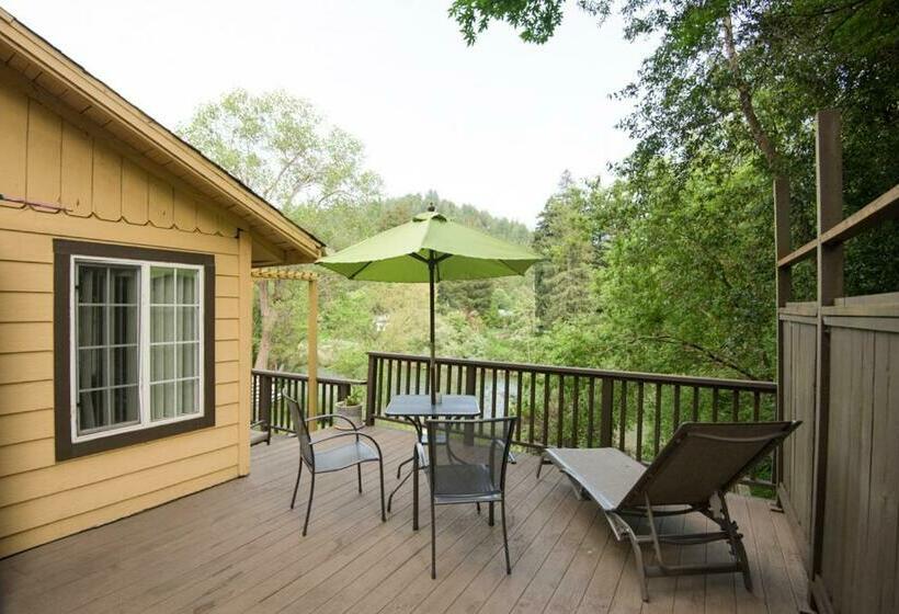 Трехместный Номер Superior, River View Garden Resort
