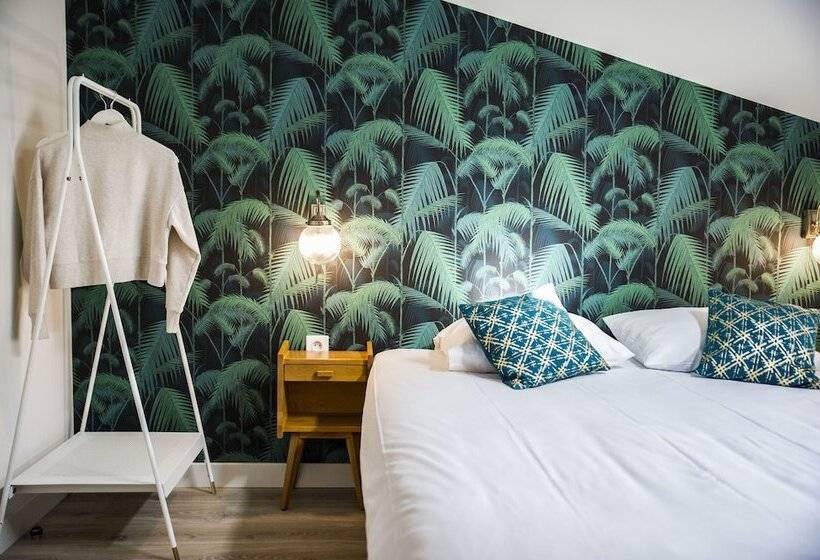 اتاق استاندارد, Georges Hostel & Café