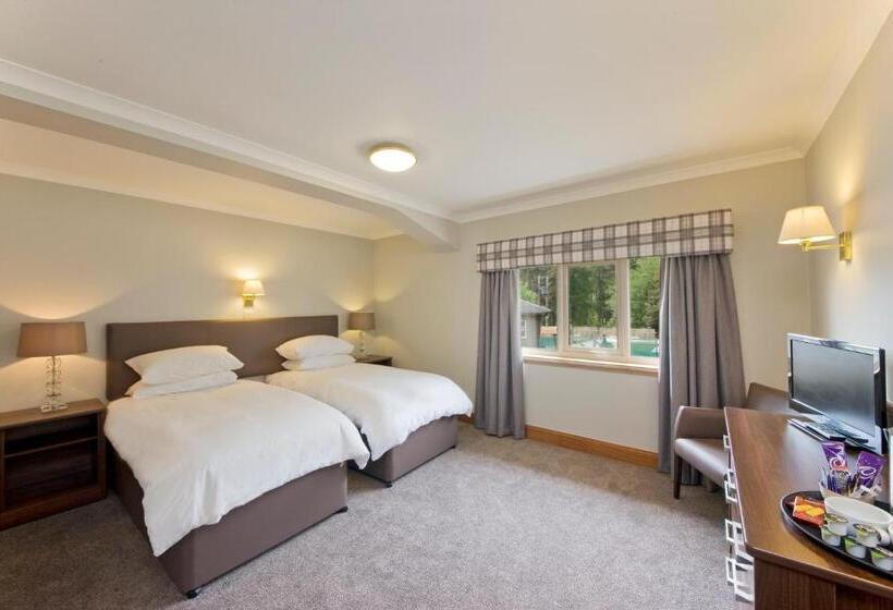 Номер Стандарт, Tyndrum Lodges