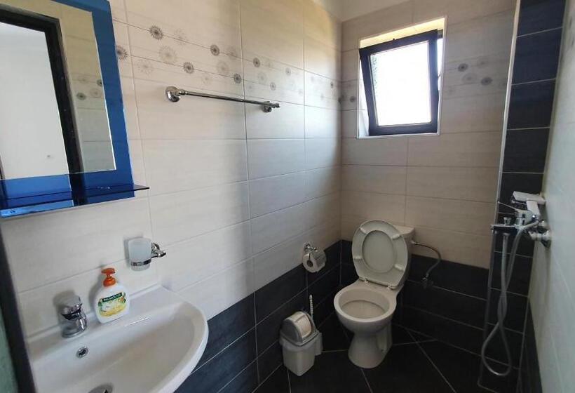 Standard studio with lake view, Villa Soni Oruci