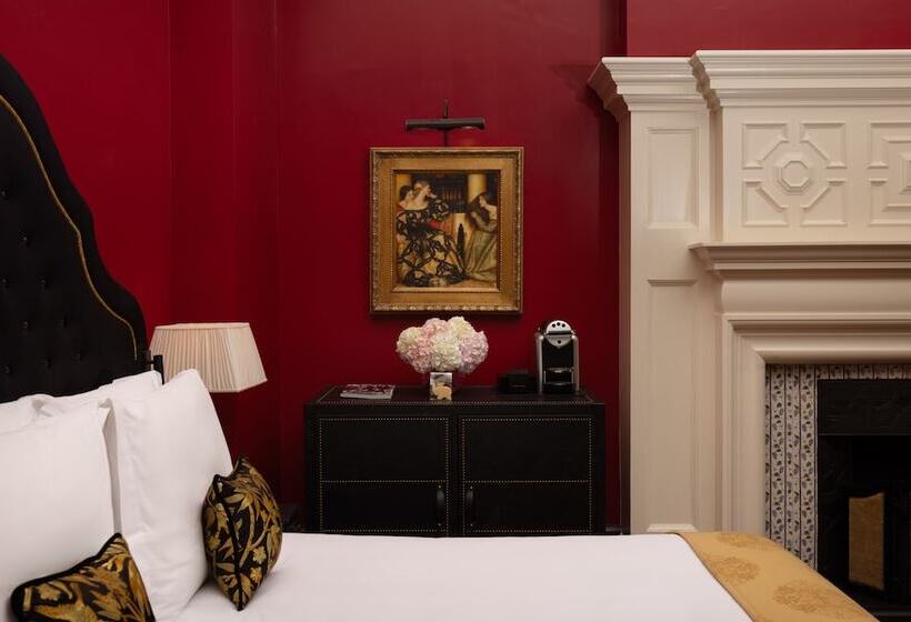 Junior Suite, L Oscar London