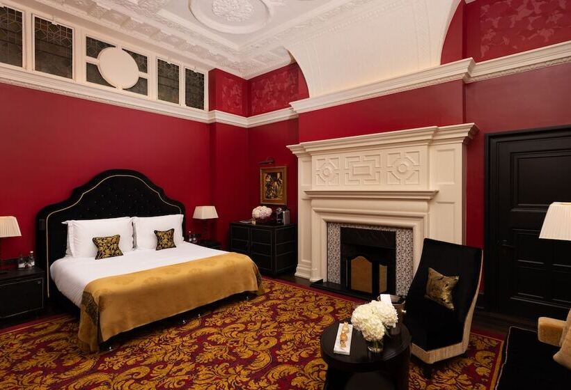 Junior Suite, L Oscar London