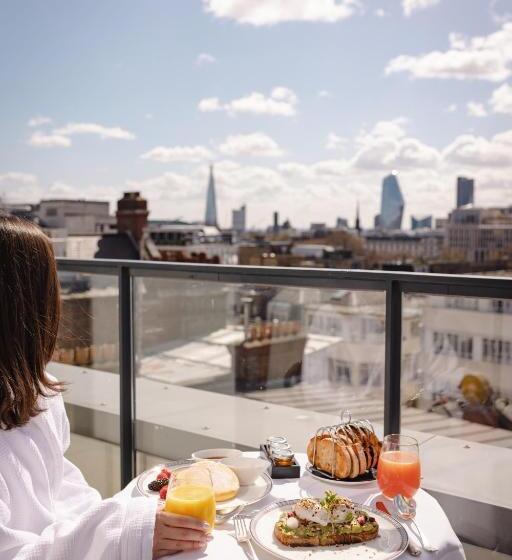 Duplex Suite, L Oscar London