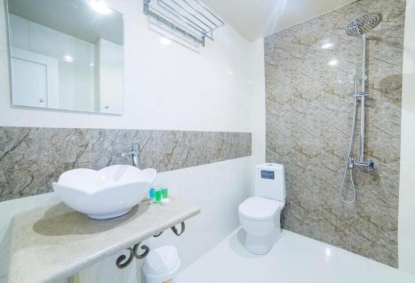 اتاق استاندارد با بالکن, River S