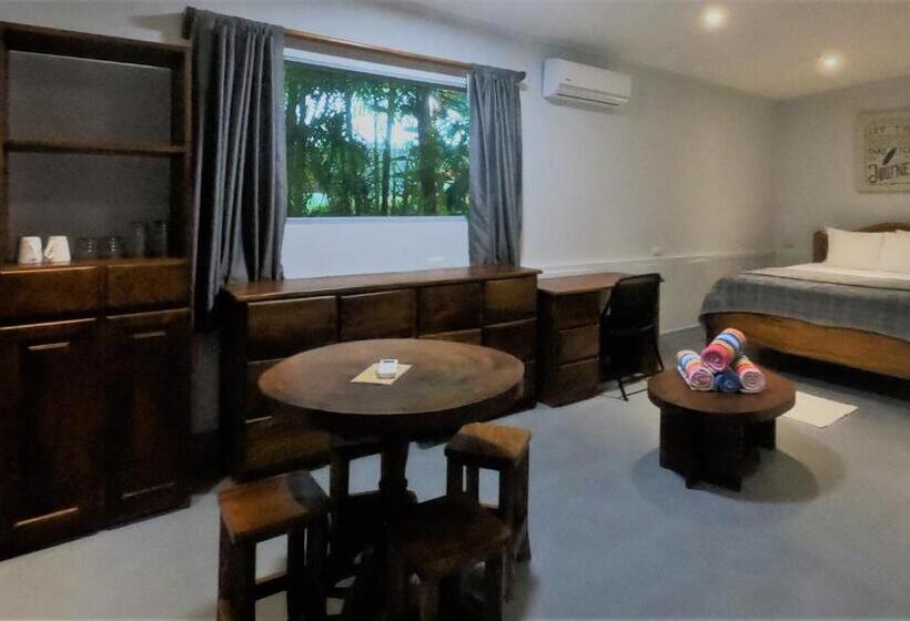 Студио Стандарт Вид на Сад, Casa Cecilia Beach Front