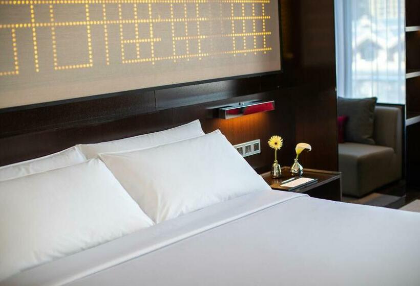 Номер Executive, Renaissance Shenyang West