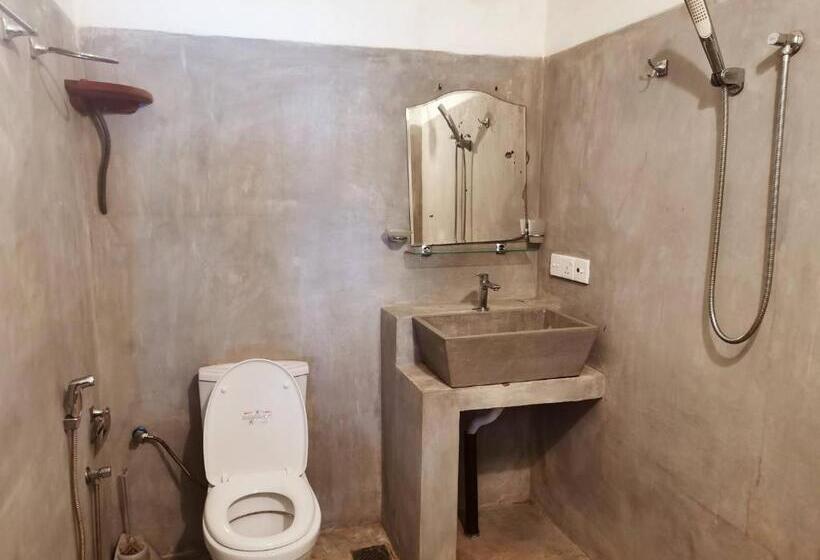 اتاق لوکس با چشم‌انداز دریا, Indika Beach Villa