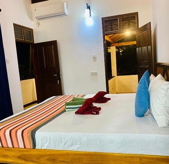 اتاق خانوادگی با چشم‌انداز جانبی دریا, Indika Beach Villa