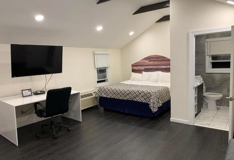 Президентский Люкс, Penn Lodge Hotel & Suites Philadelphia   Bensalem