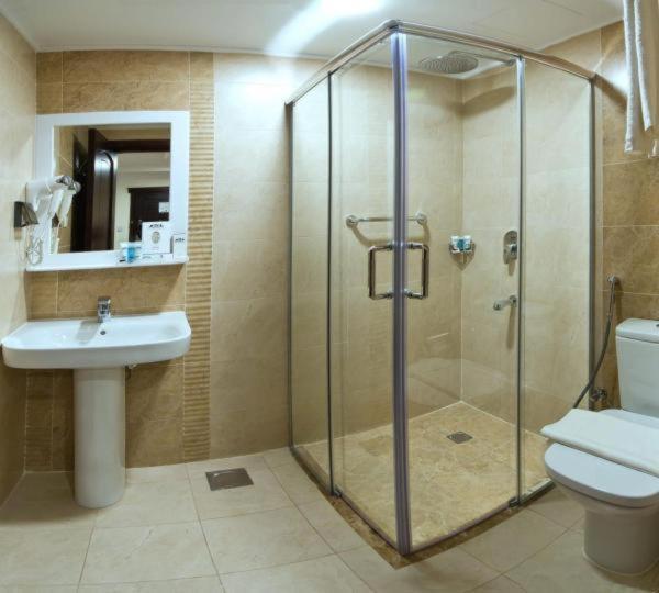 Executive Suite, Delights Inn   Green Oasis