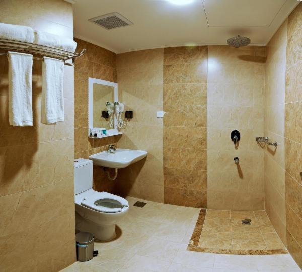 Presidential Suite, Delights Inn   Green Oasis