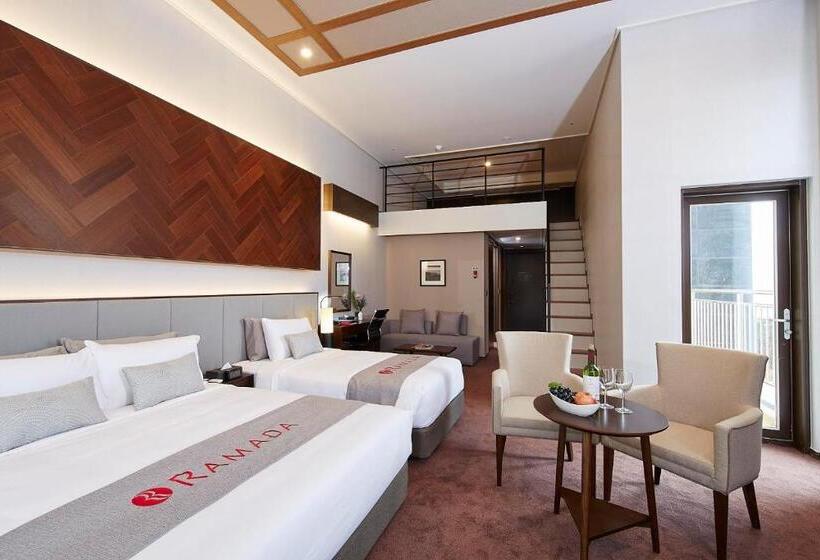 Люкс Клуб, Pyeongchang Ramada Hotel & Suite By Wyndham