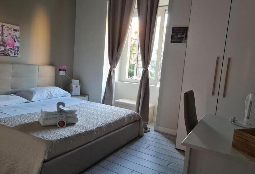 اتاق استاندارد, Esposito Plaza S & Suite