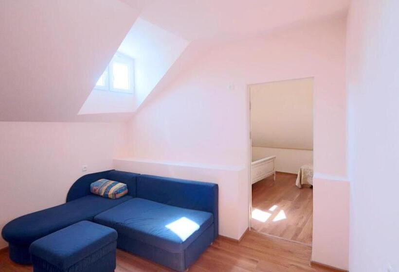 اتاق لوکس, Garnim Guest House