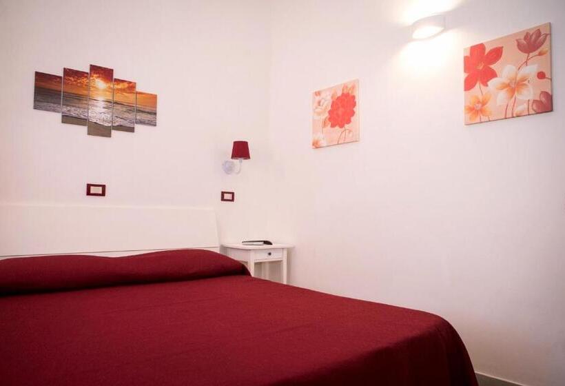 Номер Стандарт, B&b La Pineta