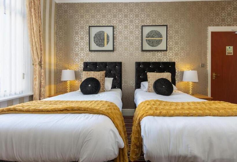 Номер Superior, Adelaide Lodge   Town Centre   Opposite Winter Gardens