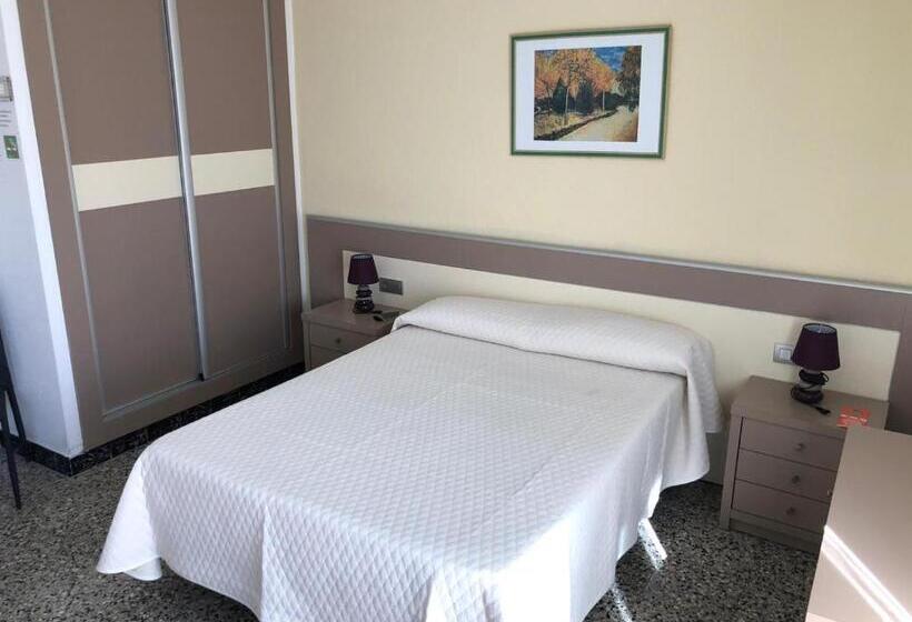 Номер Стандарт, Hostal Internacional