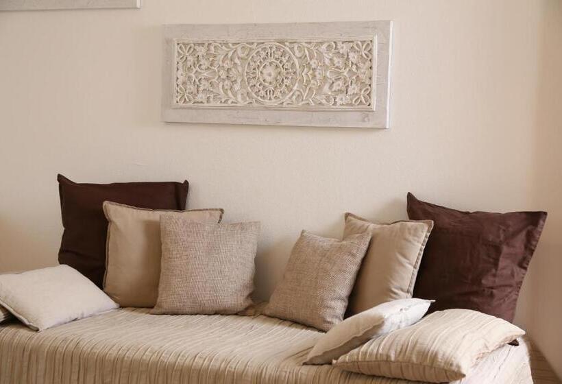 Трехместный Номер Классика, Room&breakfast Villa Angela