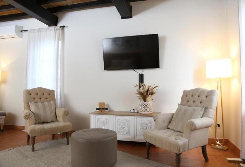 Люкс Повышенной Комфортности, Room&breakfast Villa Angela