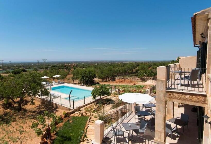 اتاق لوکس با بالکن, Agroturismo Sa Marina