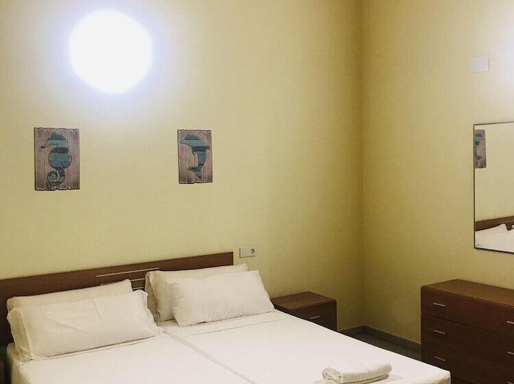 Апартаменты 1 Спальня, Apartamentos Giuliano