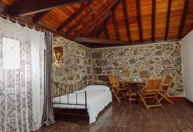 اتاق استاندارد سه نفره, Ecoverode Hotel Emblemático Vegetariano Vegano