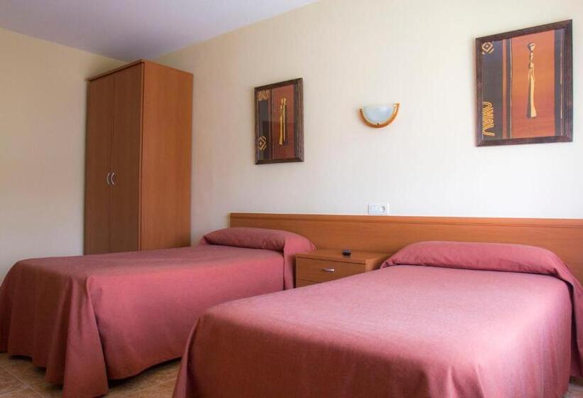 Номер Стандарт, Hostal Restaurante María Victoria