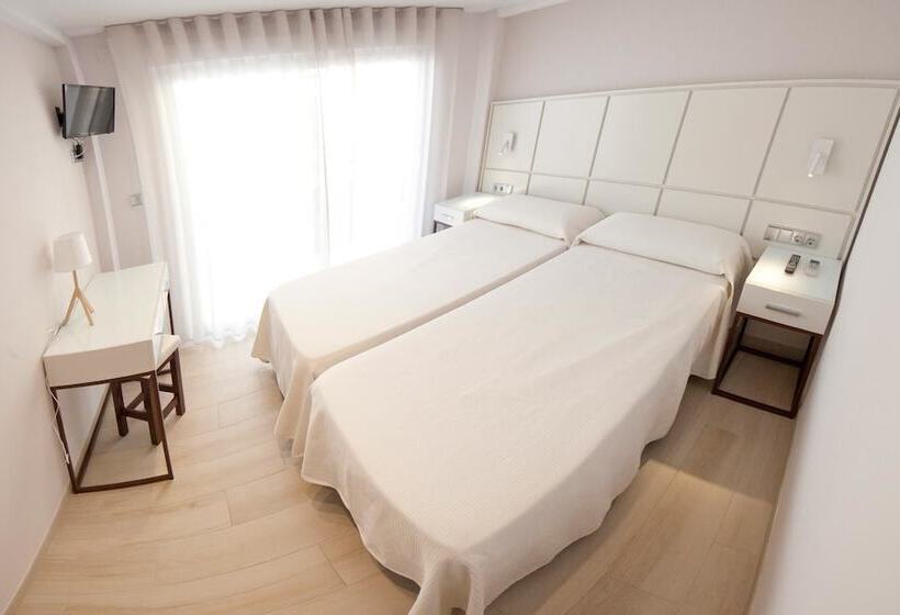 Номер Комфорт, Hostal Loimar