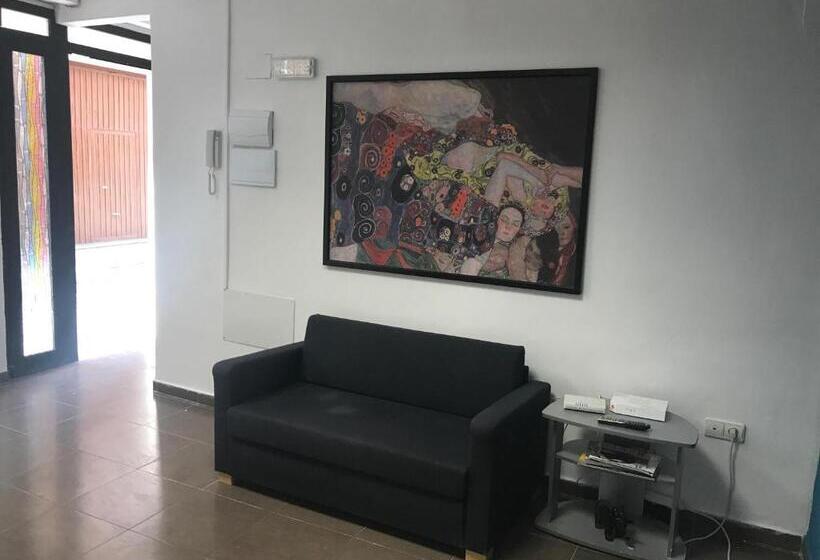 آپارتمان 1 خوابه با بالکن, Sant Pere Apartment
