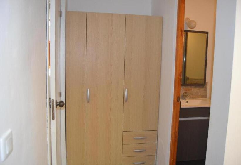 آپارتمان 1 خوابه با بالکن, Sant Pere Apartment