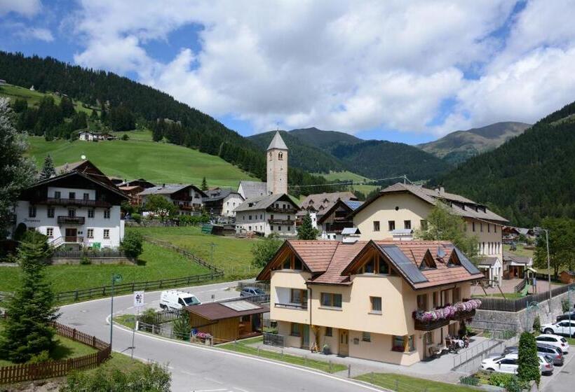 اتاق استاندارد چهار تخته, Casa Baldelli